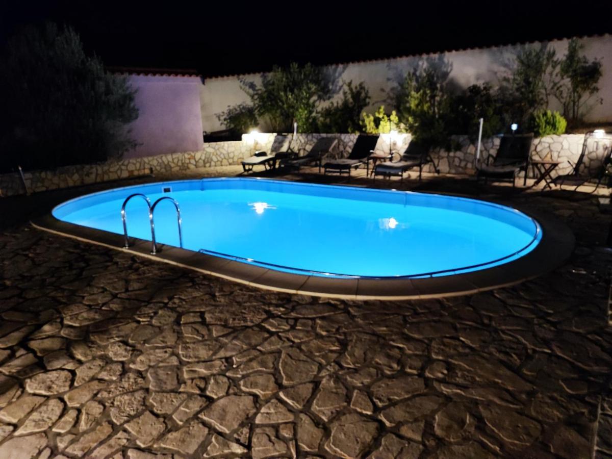 Apartmani Sabira Novi Vinodolski Exteriör bild