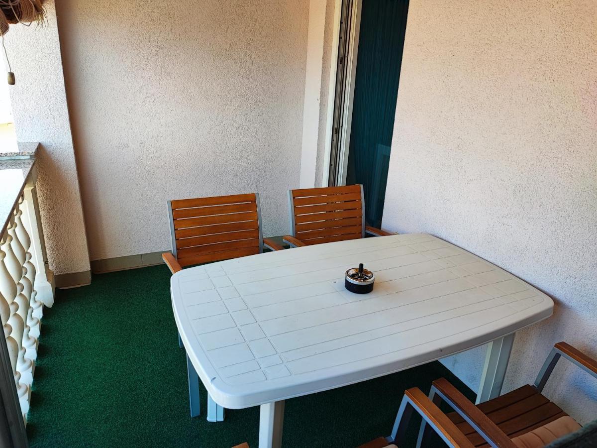 Apartmani Sabira Novi Vinodolski Exteriör bild